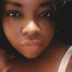 Meet your Posher, Sharita